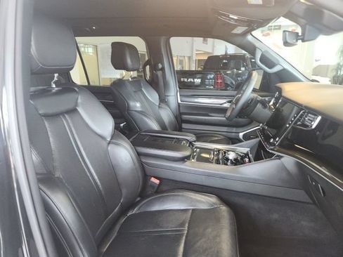 Used 2022 Jeep Wagoneer Series I w/ Premium Group I RWD image 15