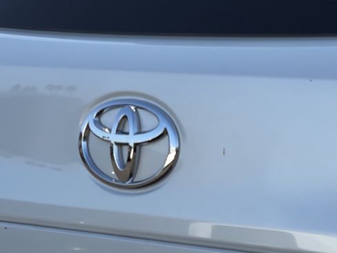 Certified 2026 Toyota Corolla Cross L FWD image 4