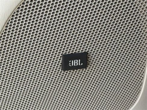 Used 2015 Toyota Prius Four w/ Deluxe Solar Roof Package image 19