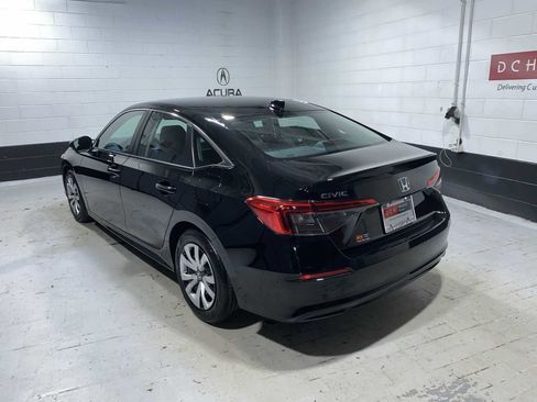 Used 2024 Honda Civic LX image 4