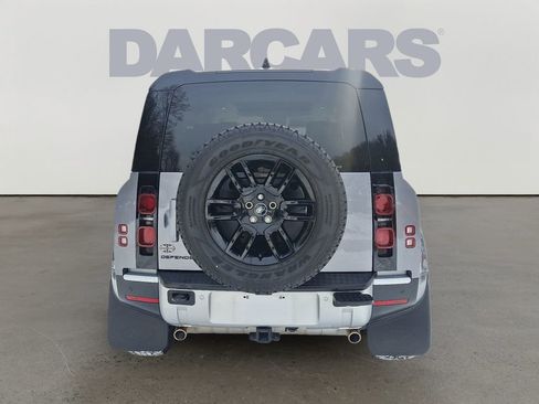Used 2024 Land Rover Defender 110 S image 6
