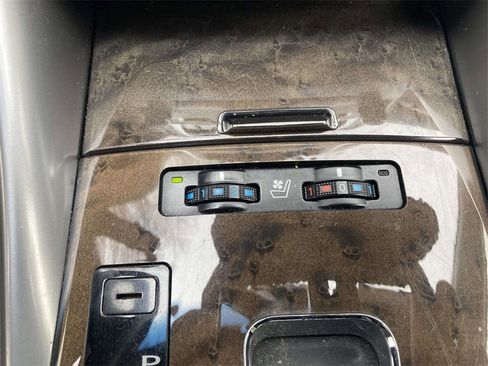 Used 2013 Lexus IS 350C image 14