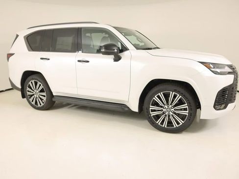 New 2026 Lexus LX 700h Luxury image 5