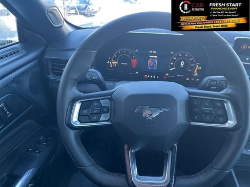 Used 2024 Ford Mustang Coupe image 20
