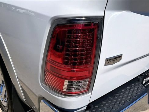 Used 2012 RAM 1500 Laramie AWD/4WD image 28
