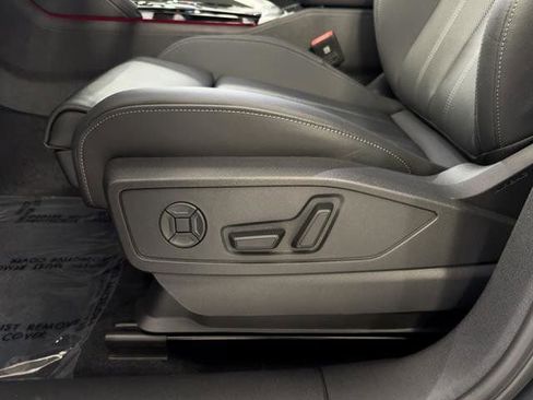 Certified 2025 Audi Q5 Premium Plus w/ Premium Plus AWD/4WD image 24