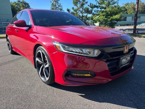 Used 2018 Honda Accord Sport image 8