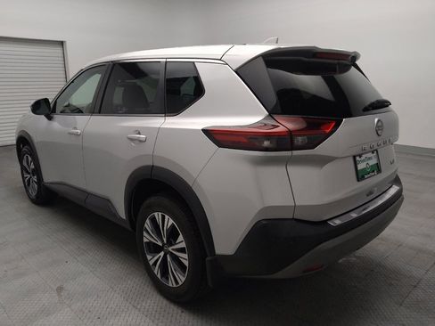 Used 2022 Nissan Rogue SV FWD image 5