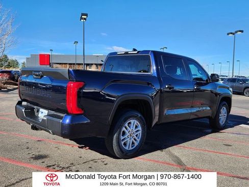 Used 2022 Toyota Tundra SR5 w/ SR5 Convenience Package image 5