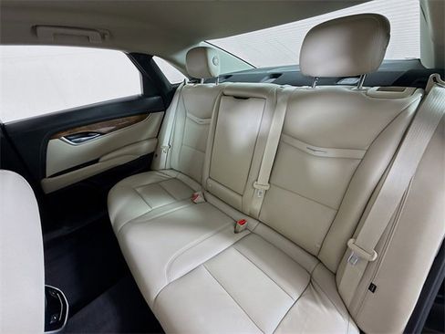 Used 2018 Cadillac XTS Luxury image 8