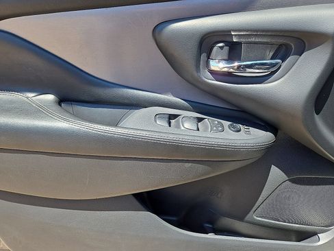 Used 2023 Nissan Murano SV FWD image 19