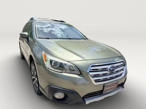 Used 2016 Subaru Outback 2.5i Limited AWD/4WD image 10
