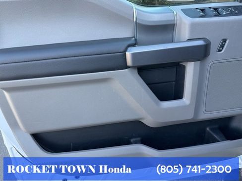 Used 2022 Ford F350 XLT w/ XLT Premium Package image 21