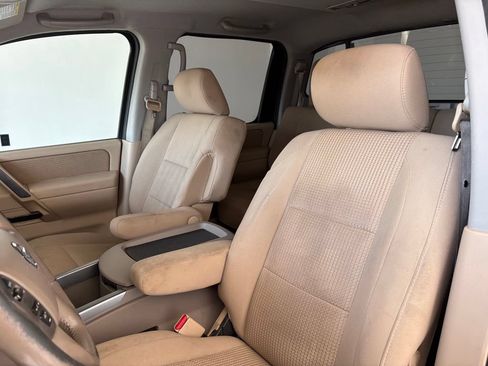 Used 2014 Nissan Titan SV w/ SV Value Truck Package RWD image 29