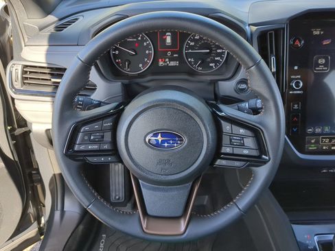 Used 2025 Subaru Forester Sport image 32