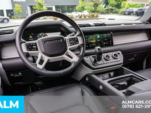 Used 2024 Land Rover Defender 110 X-Dynamic SE AWD/4WD image 26