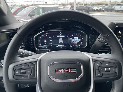 Used 2024 GMC Sierra 2500 SLE image 20