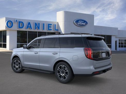 New 2026 Ford Expedition Active AWD/4WD image 7