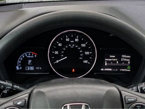 Used 2019 Honda HR-V EX image 19