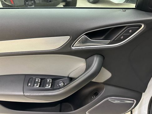 Used 2016 Audi Q3 2.0T Prestige w/ Prestige Package image 16