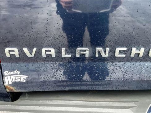 Used 2008 Chevrolet Avalanche LTZ image 30