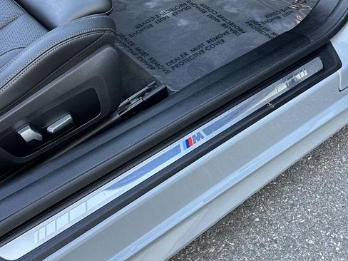 Used 2023 BMW 430i Convertible w/ M Sport Package image 37