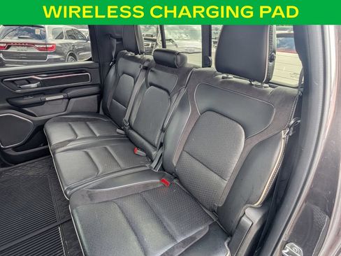 Used 2019 RAM 1500 Laramie AWD/4WD image 13