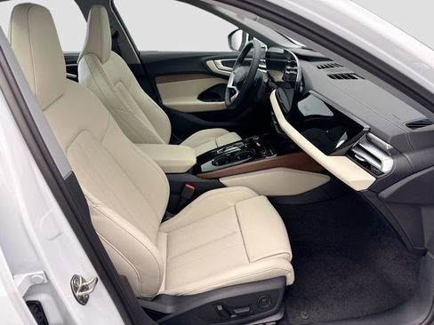 Used 2025 Audi A5 2.0T Premium Plus w/ Premium Plus image 20