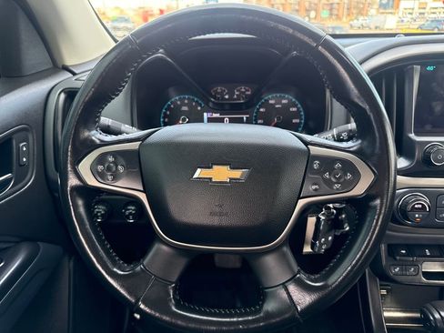 Used 2017 Chevrolet Colorado Z71 image 14