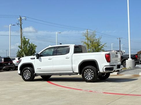 Used 2023 GMC Sierra 1500 AT4 w/ AT4 Preferred Package AWD/4WD image 4