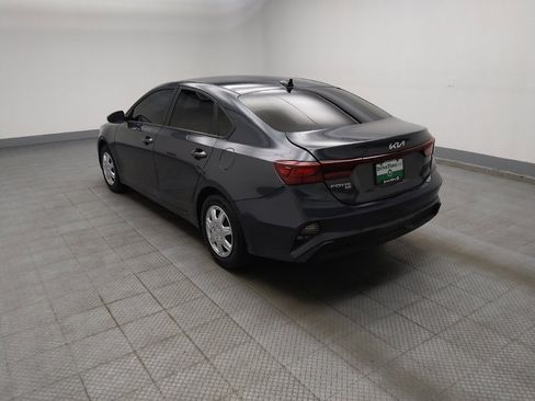 Used 2023 Kia Forte LX FWD image 5