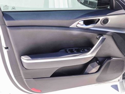 Used 2022 Kia Stinger GT1 RWD image 24