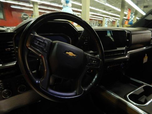 Used 2025 Chevrolet Silverado 2500 High Country w/ High Country Premium Package image 20