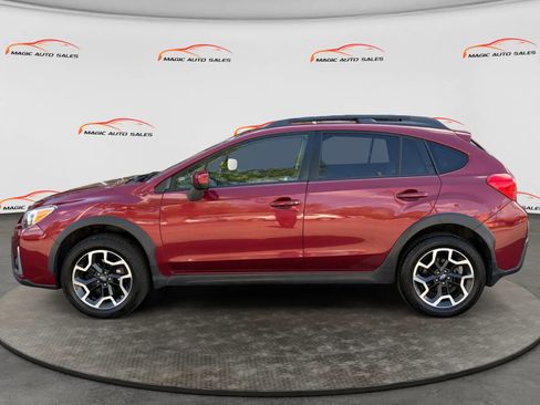 Used 2017 Subaru Crosstrek 2.0i Premium AWD/4WD image 7