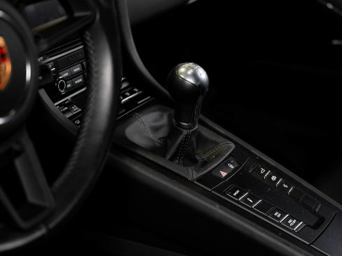 Used 2018 Porsche 911 GT3 image 21