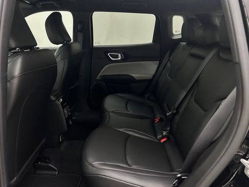 New 2026 Jeep Compass Limited AWD/4WD image 14