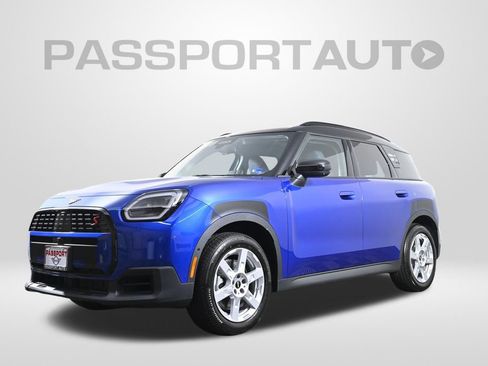 Used 2025 MINI Cooper Countryman S w/ Comfort Package Max image 1