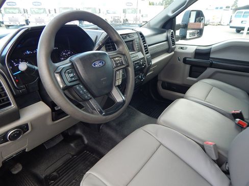 Used 2019 Ford F250 XL w/ XL Value Package image 19