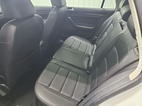 Used 2014 Volkswagen Jetta TDI image 37