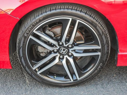 Used 2017 Honda Accord Sport image 6