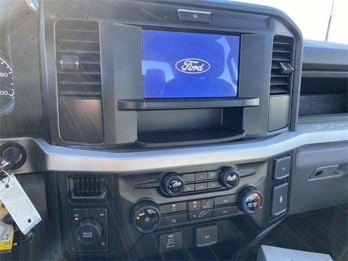 New 2025 Ford F550 4x4 Crew Cab Super Duty image 15