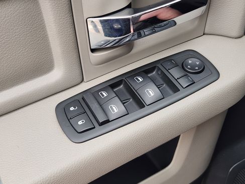 Used 2010 Dodge Ram 1500 Truck SLT w/ Big Horn Regional Pkg image 28