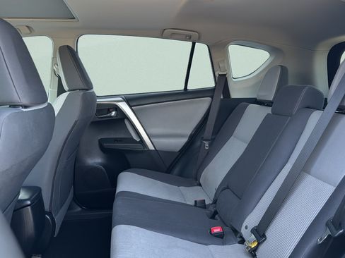 Used 2015 Toyota RAV4 XLE FWD image 27
