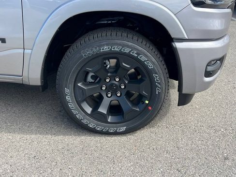 New 2026 RAM 1500 Big Horn AWD/4WD image 11