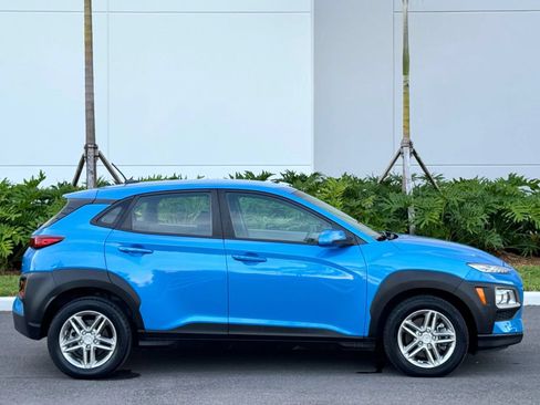 Used 2019 Hyundai Kona SE AWD/4WD image 3