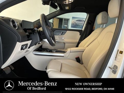 Used 2025 Mercedes-Benz GLA 250 4MATIC image 9