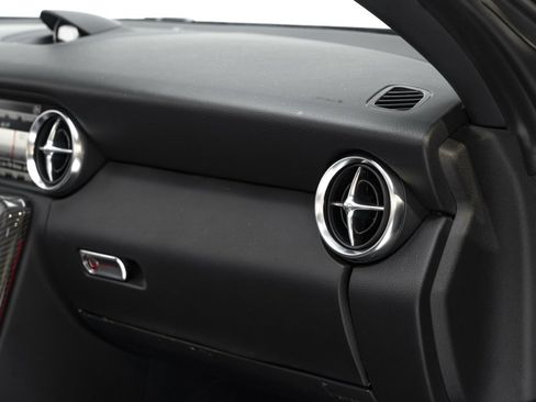 Used 2013 Mercedes-Benz SLK 55 AMG image 50