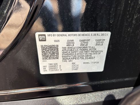 Used 2025 Chevrolet Equinox LT image 29