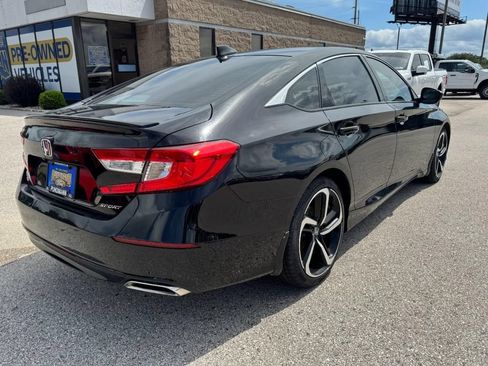 Used 2020 Honda Accord Sport image 3