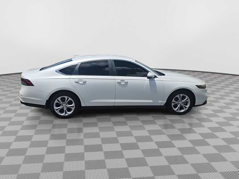 Certified 2023 Honda Accord LX image 9